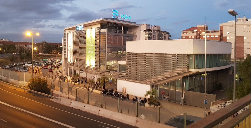 Nuevo rotulo edificio fremm