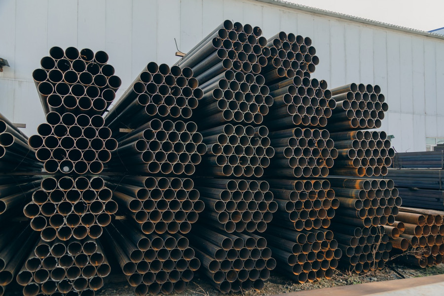 Steel pipes 6967964 1280